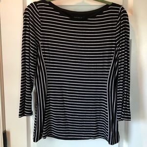 White House Black Market M